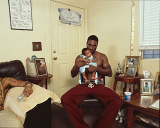 Deana Lawson, The Key, 2016. Inkjet print, dimensions unknown. (Collection of the artist; courtesy of the artist; Rhona Hoffman Gallery, Chicago; and Sikkema Jenkins & Co., New York)